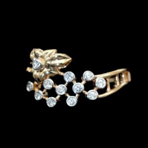 Ladies RING