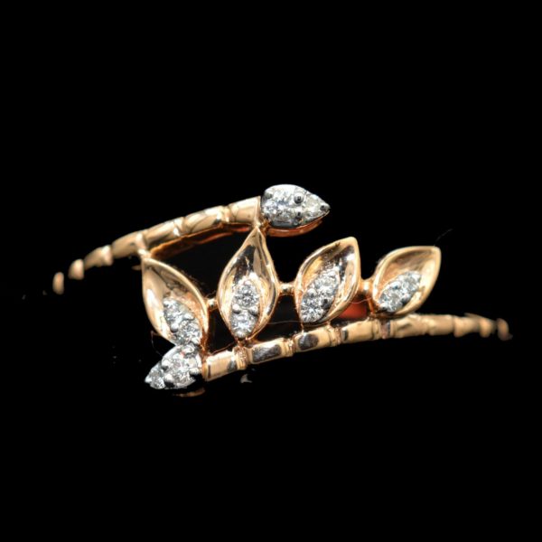 Ladies RING