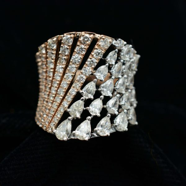 Ladies RING