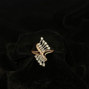 Ladies Ring