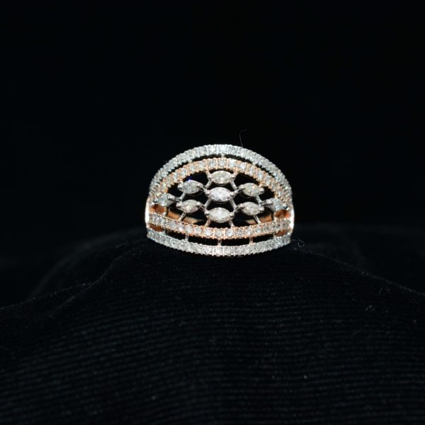 Ladies RING