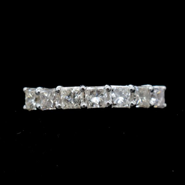 Ladies RING