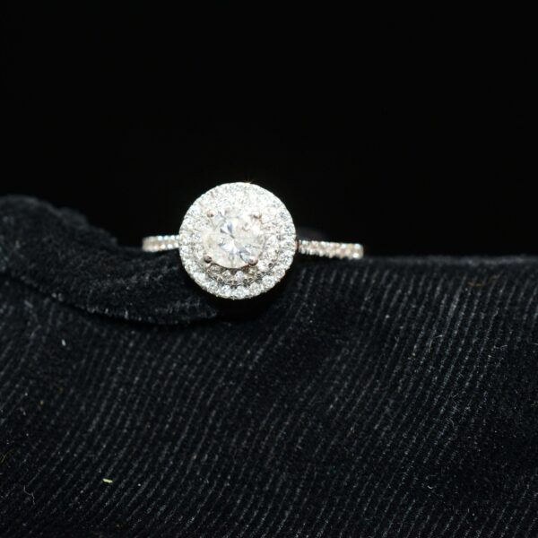 Ladies Ring