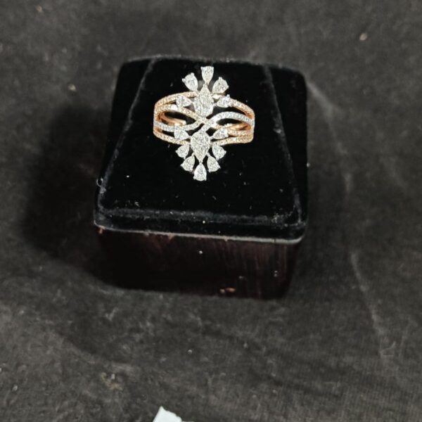 Ladies Ring