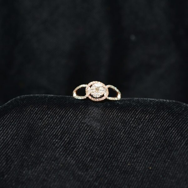 Ladies Ring