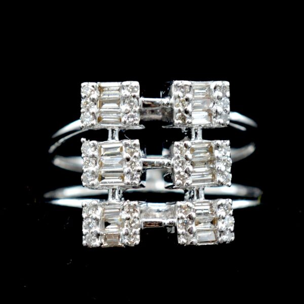 Ladies Ring