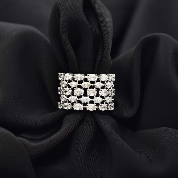 Ladies RING
