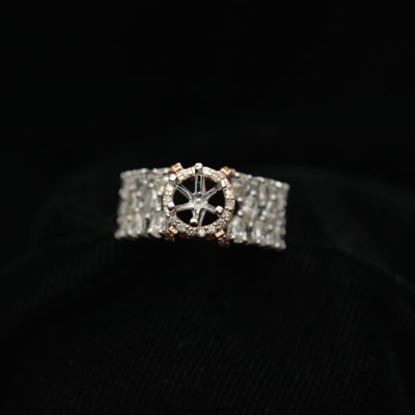 Ladies Ring