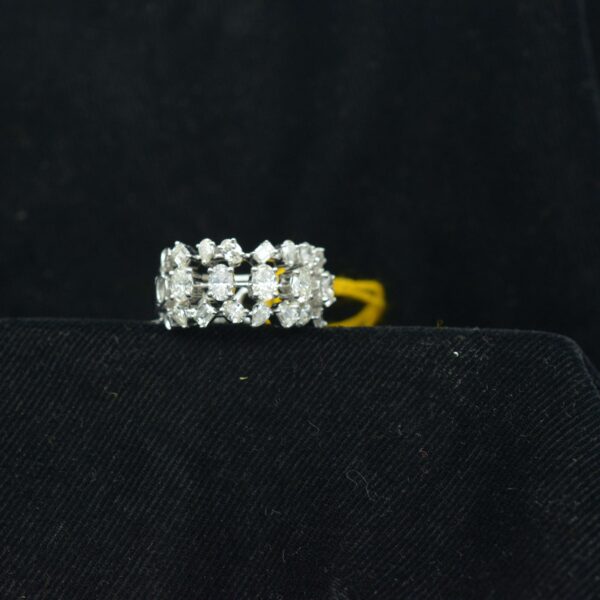 Ladies Ring