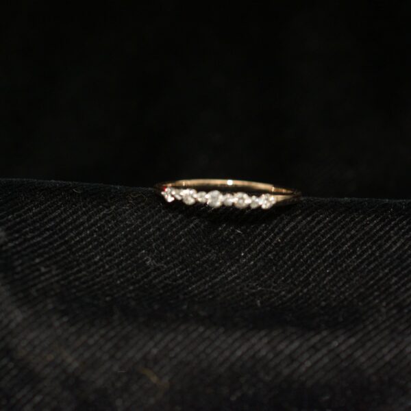 Ladies Ring