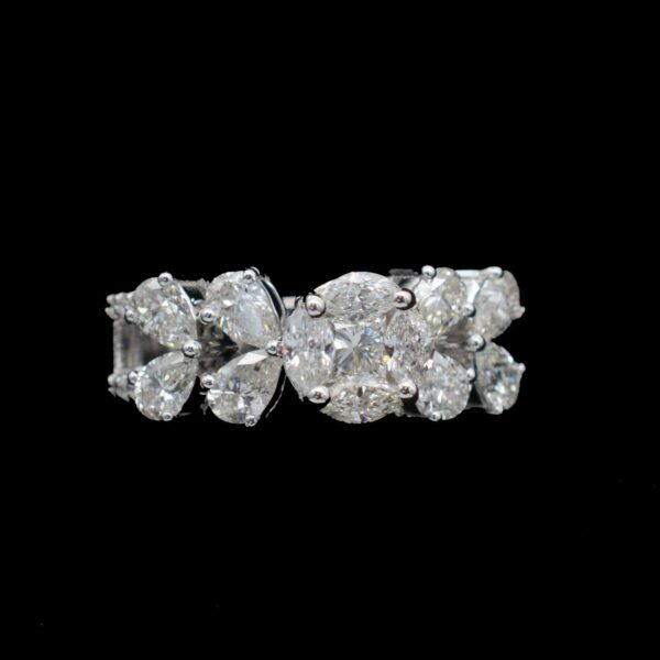 Ladies Ring