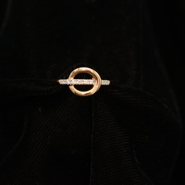 Ladies Ring