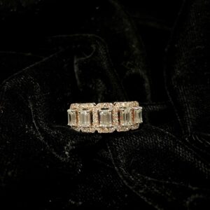 Ladies Ring