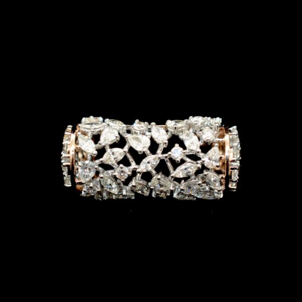 Ladies RING