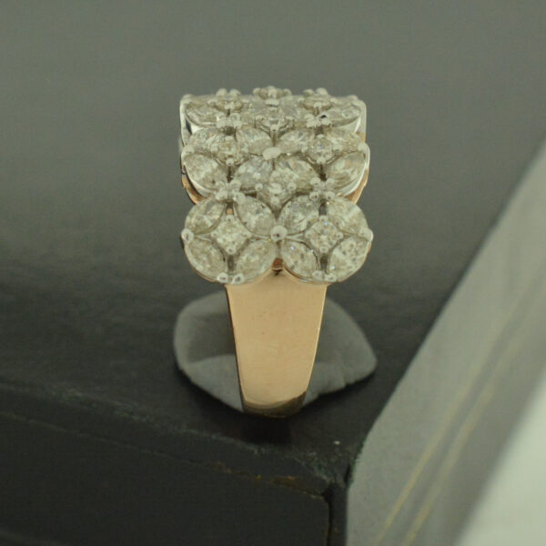 Ladies Ring