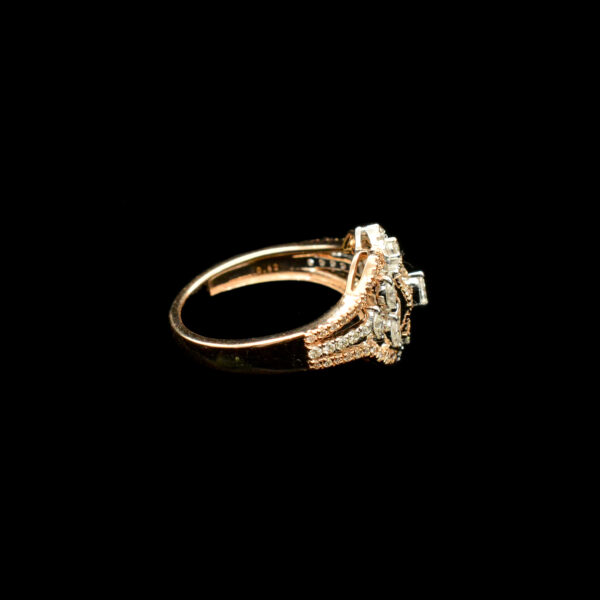 Ladies Ring
