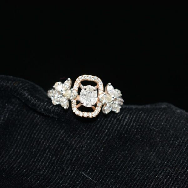 Ladies Ring