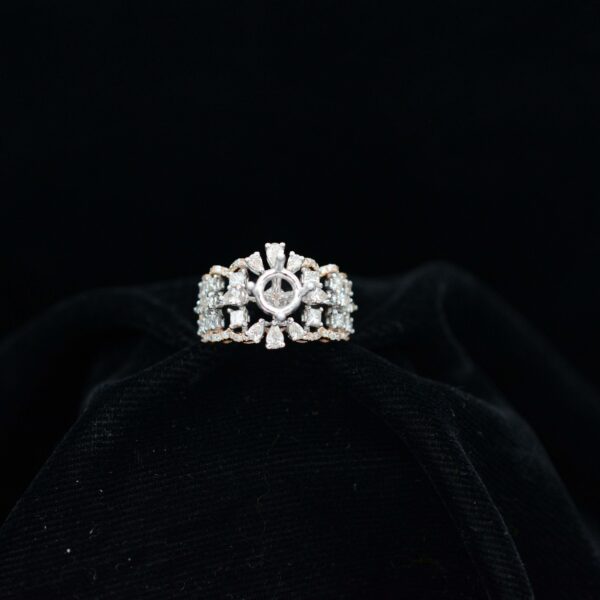 Ladies RING