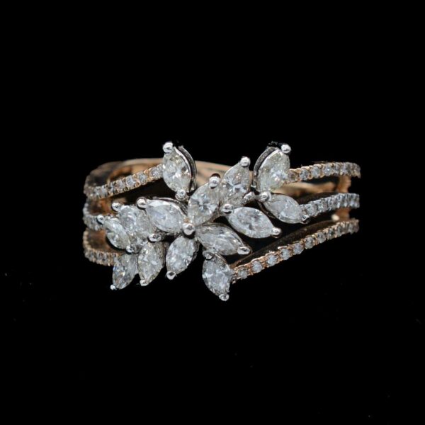 Ladies RING
