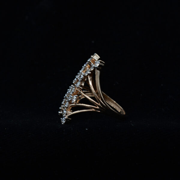 Ladies Ring