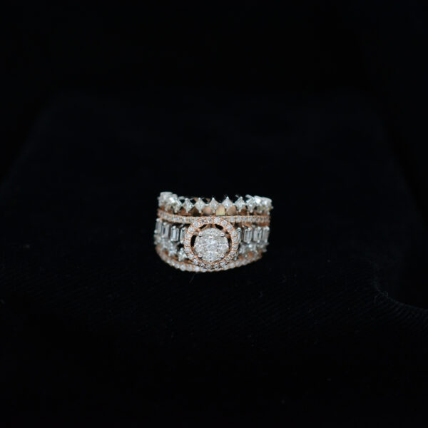 Ladies Ring