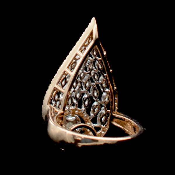Ladies RING