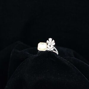 Ladies Ring