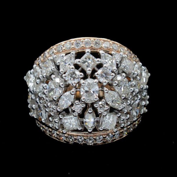 Ladies Ring