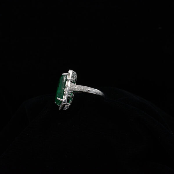 Ladies Ring