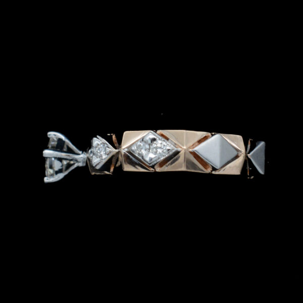 Ladies Ring