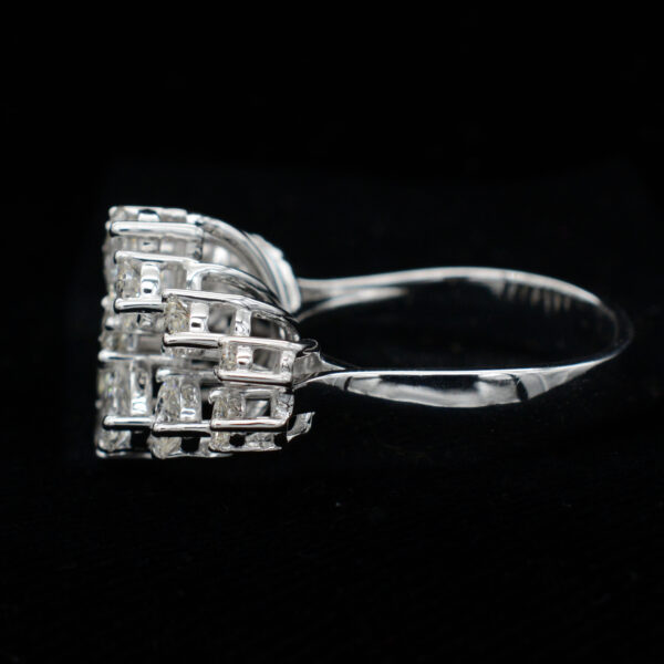 Ladies Ring