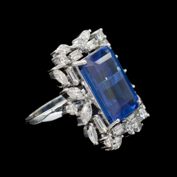 Ladies Ring