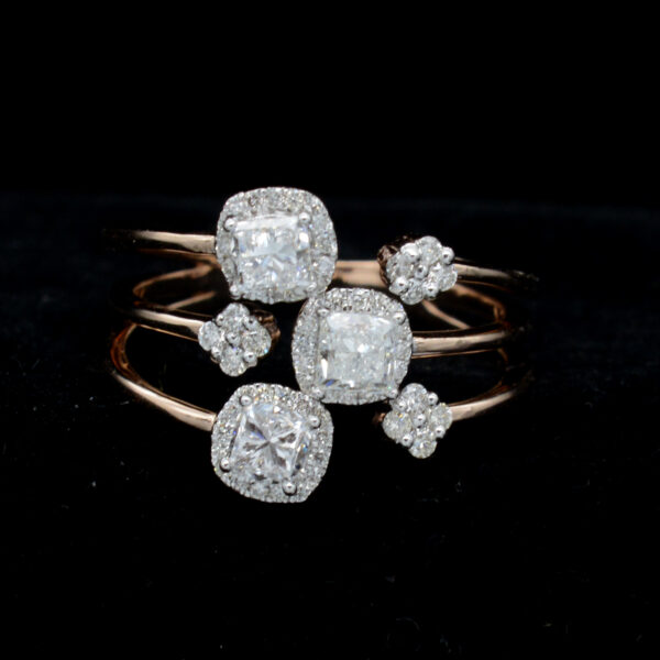 Ladies Ring