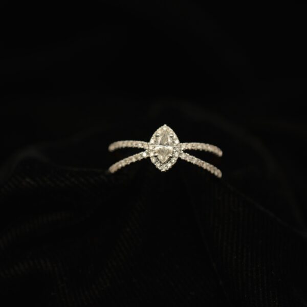 Ladies Ring