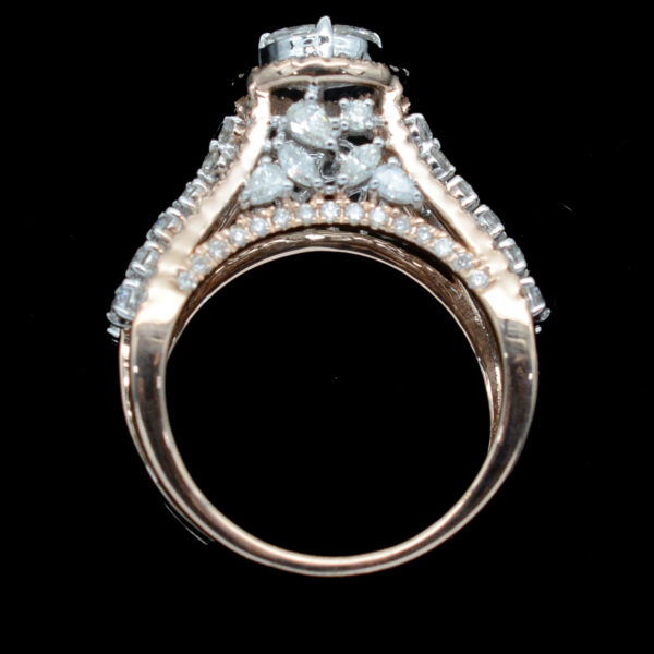 Ladies Ring
