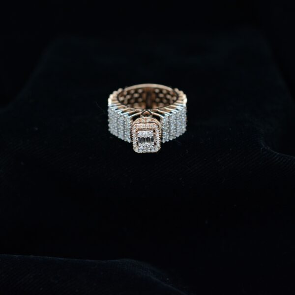Ladies Ring