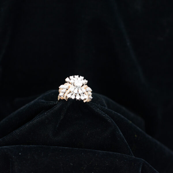 Ladies RING