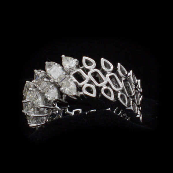 Ladies Ring
