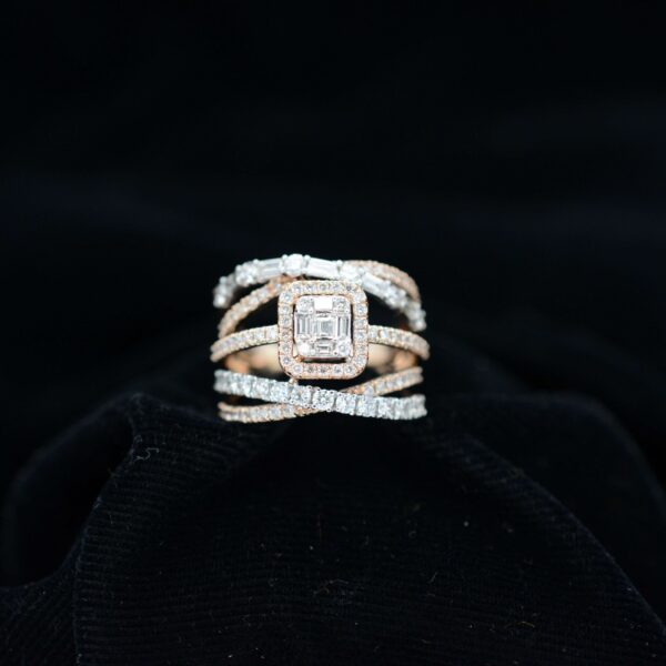Ladies Ring
