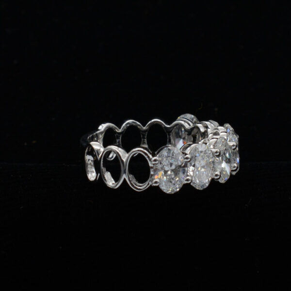 Ladies Ring