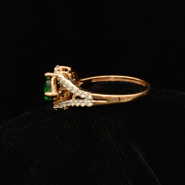 Ladies Ring