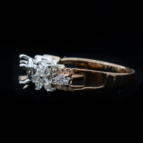 Ladies Ring