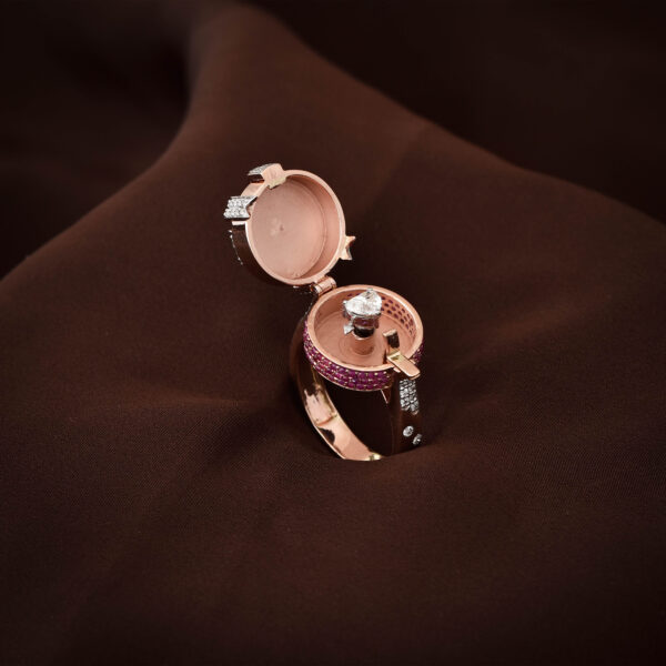 Ladies Ring