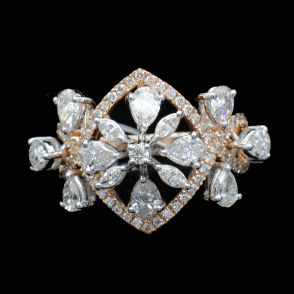 Ladies Ring