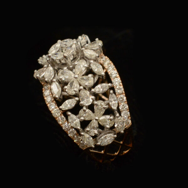 Ladies Ring