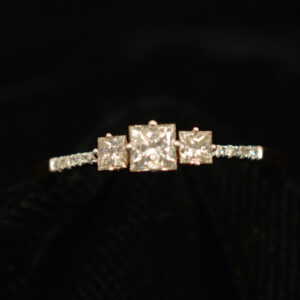 Ladies Ring