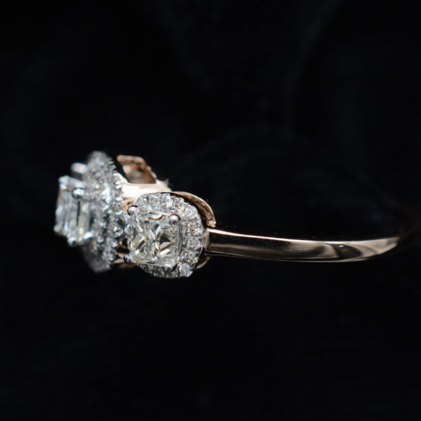 Ladies Ring