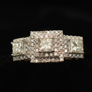 Ladies Ring