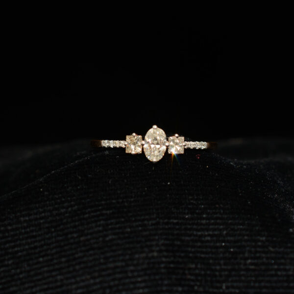 Ladies Ring