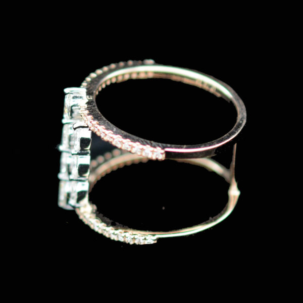 Ladies Ring